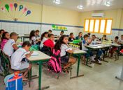 Prefeito reinaugura Escola Dr. Silvério Jorge totalmente climatizada