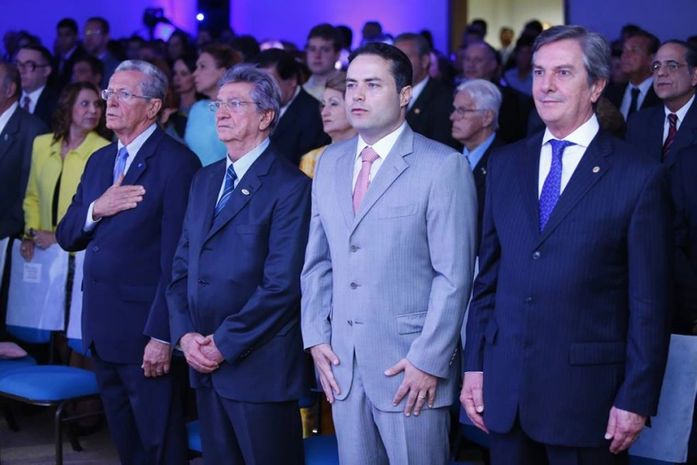 Douglas Apratto, João Sampaio, Renan Filho e Fernando Collor na aula inaugural do curso