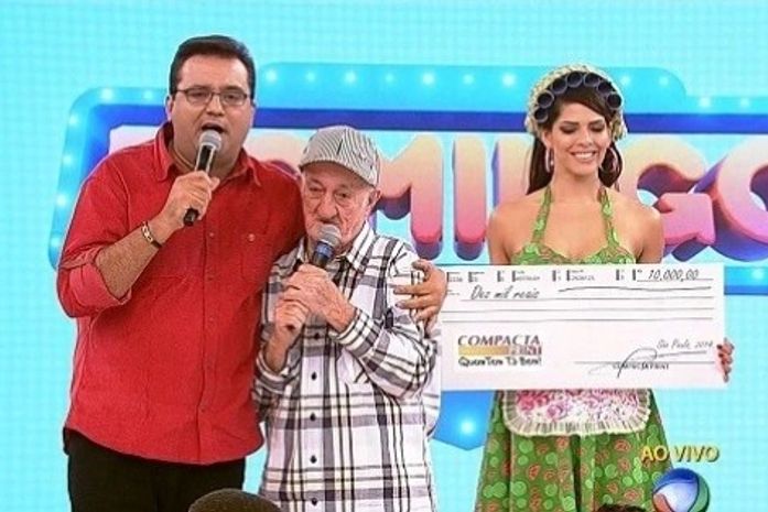 Record não paga prêmio, e Russo diz ter sido explorado pela emissora contra Globo