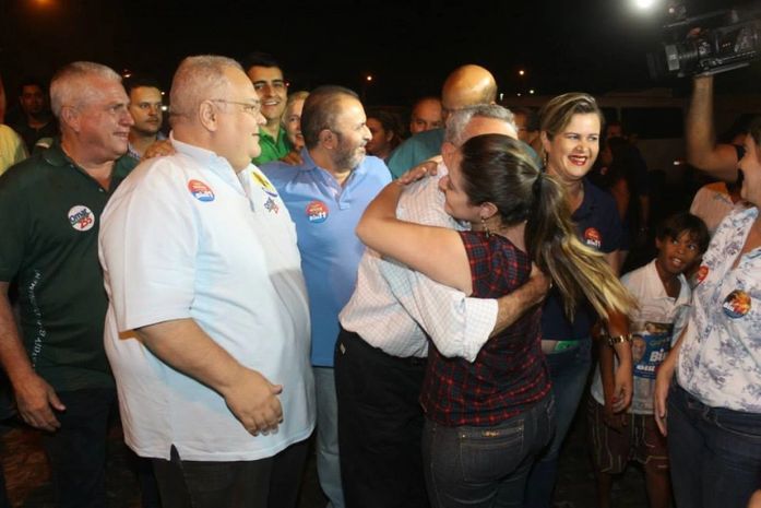 Omar Coelho com o democratas Jeferson Morais na caminhada do Frei Damião