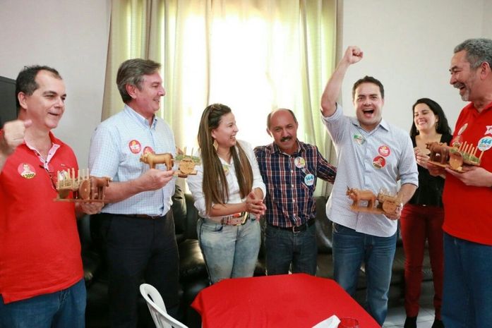 Renan Filho (PMDB), Ronaldo Medeiros (PT), Fernando Collor (PTB), e Paulão (PT) foram homenageados pelo prefeito José Cícero (PT)