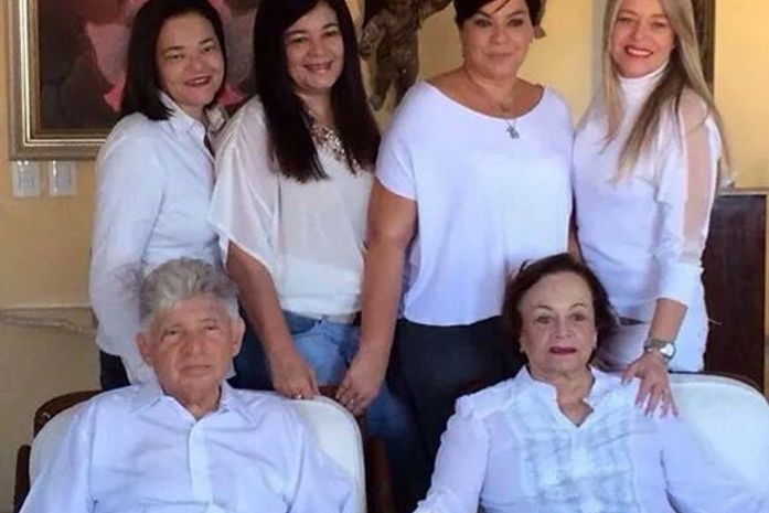 Suruagy, sua esposa, professor Luzia Bezerra Suruagy e as quatro filhas