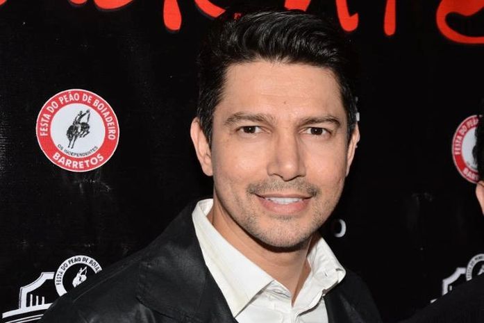 Após 3 meses juntos, sertanejo Zé Henrique confirma fim de namoro com Zilu