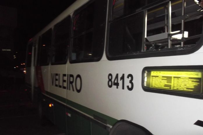 Homem é preso após roubo a coletivo na Ponta Grossa
