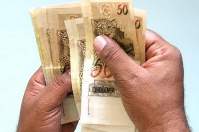 Prefeitura da Barra de São Miguel libera pagamento de servidores