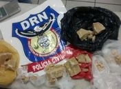 Mulher é presa acusada de tráfico de drogas no Clima Bom