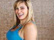 Modelo Ângela Bismarchi fala sobre plásticas: 'Se for preciso, faço mais'