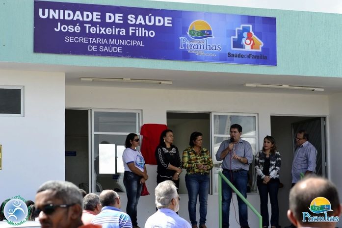 Prefeito entrega posto médico a população da comunidade Tanquinho
