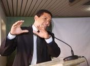 Julio Cézar é o candidato ao governo de Alagoas.