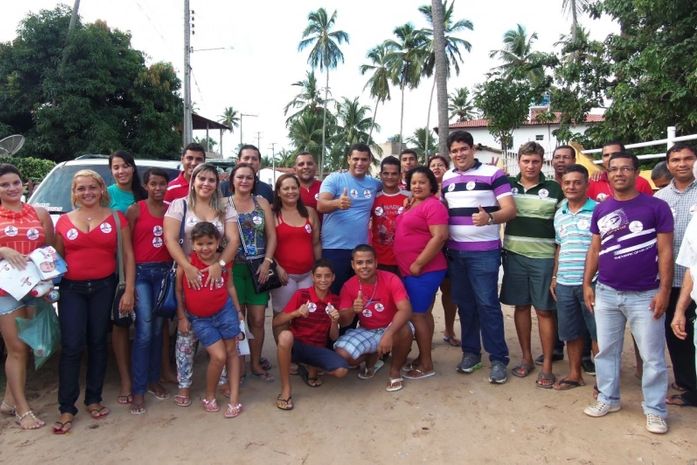 Prefeito Newberto Neves e a Caravana do Novo Tempo visita familias do Povoado Bitingui
