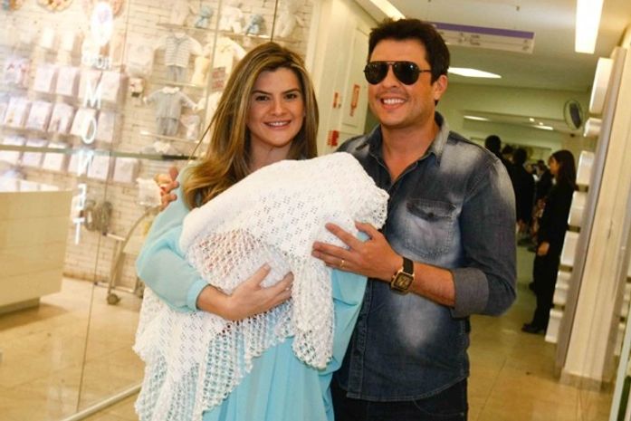 Mirella Santos deixa a maternidade com Ceará: 'Valentina é super calminha'