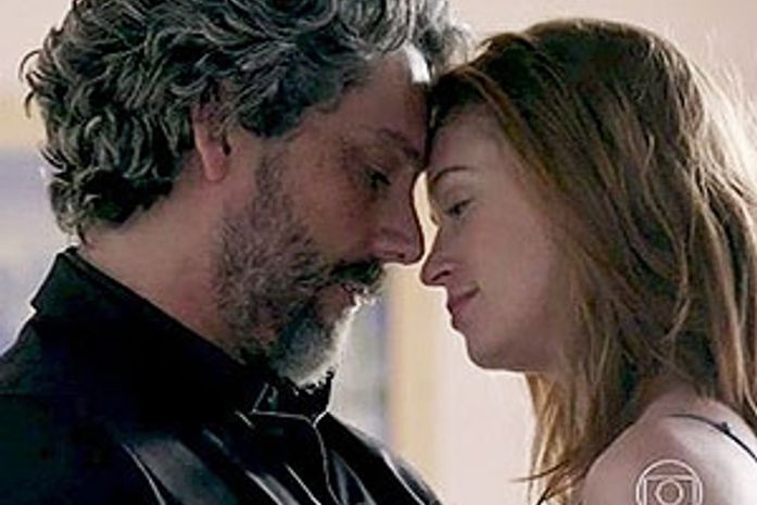 "Império": José Alfredo se declara após Isis revelar gravidez: "amo você"