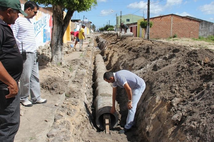 Infraestrutura: Prefeitura de Campo Alegre inicia obra de saneamento da Avenida Prefeito José Virgínio