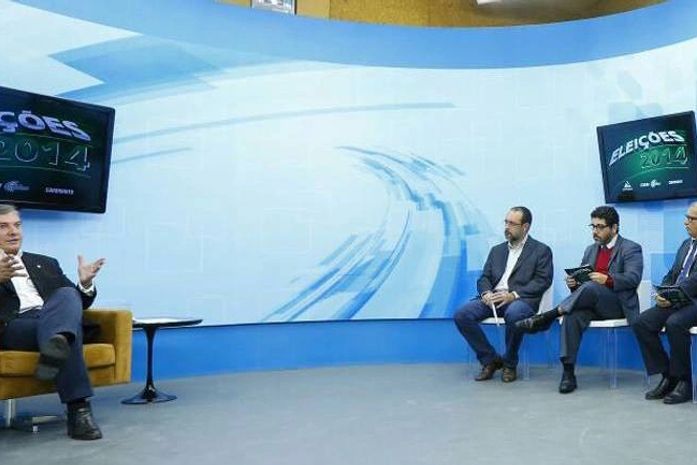 Candidato Fernando Collor participou de sabatina