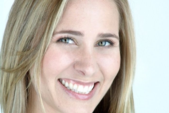 Ex-paquita Andréa Sorvetão estará em "A Fazenda"; Kamila Symioni recusa