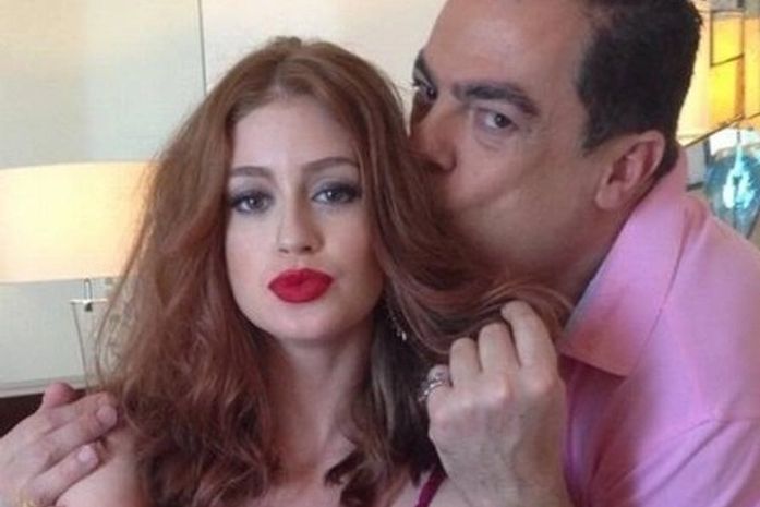 Marina Ruy Barbosa faz biquinho e posa com cabeleireiro, que comenta: ‘Nova solteira do pedaço’