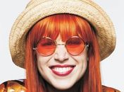 Mel Lisboa festeja sucesso como Rita Lee: 'Não sofro mais com as críticas'