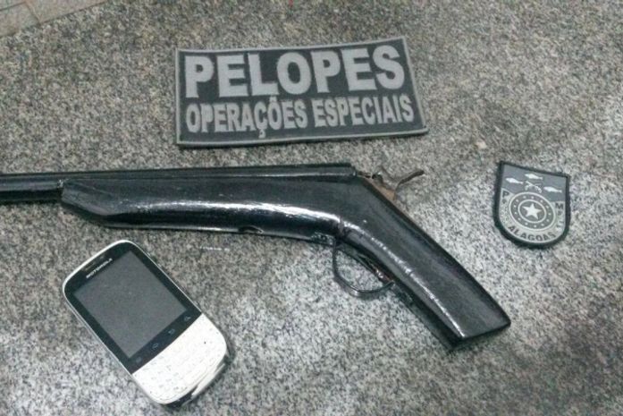 Polícia prende homem acusado de roubos e tráfico em Murici