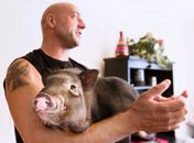 Shane Wilson ganhou uma animal de estimação improvável 