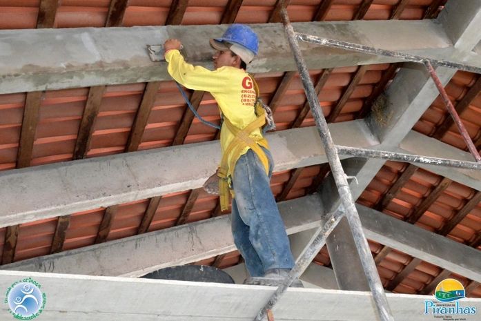 Após notificação, construtora retoma a obra da creche Marinita