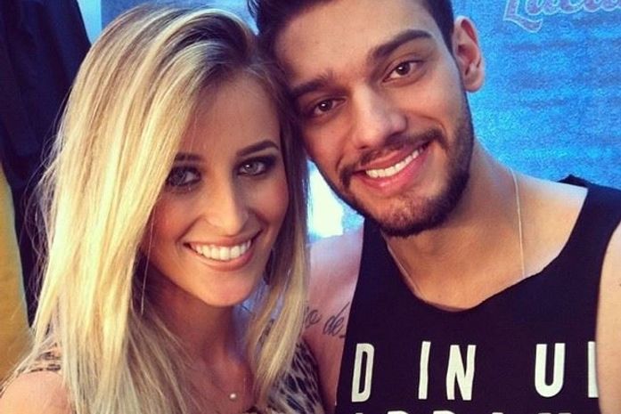 Tá rolando! Lucas Lucco e Lorena Carvalho vivem romance há um ano
