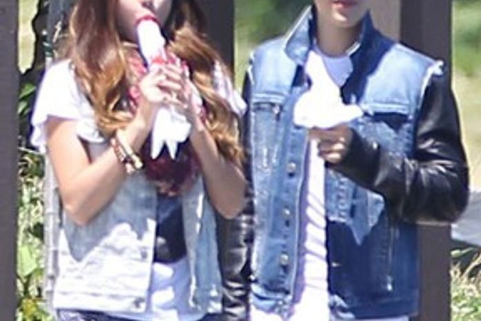 Polícia é chamada após Justin Bieber se envolver em suposto roubo, diz site