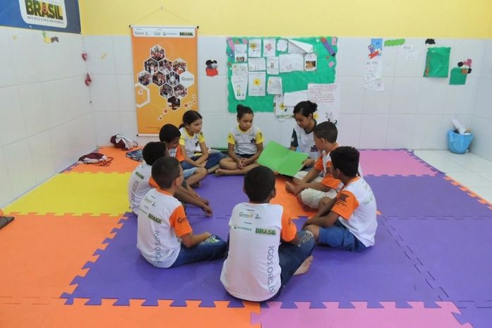 Alunos do ensino fundamental participam de Oficinas