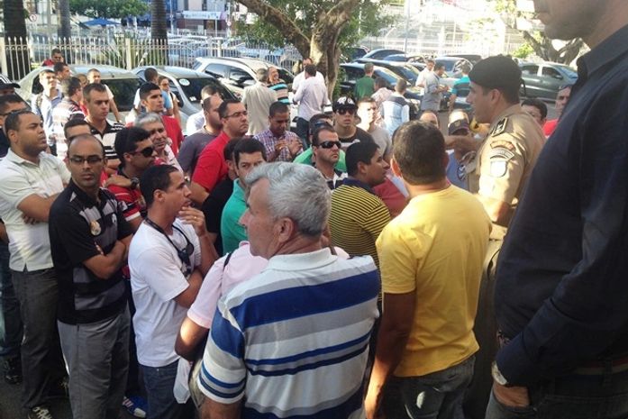Militares se concentraram na ALE