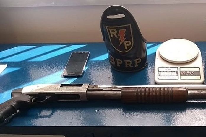 Material apreendido pela polícia