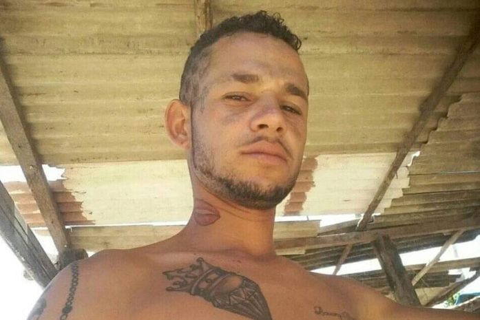 Esse é o bandido que efetuou os disparos; tem 21 anos e possui passagem pela polícia por crime de roubo
