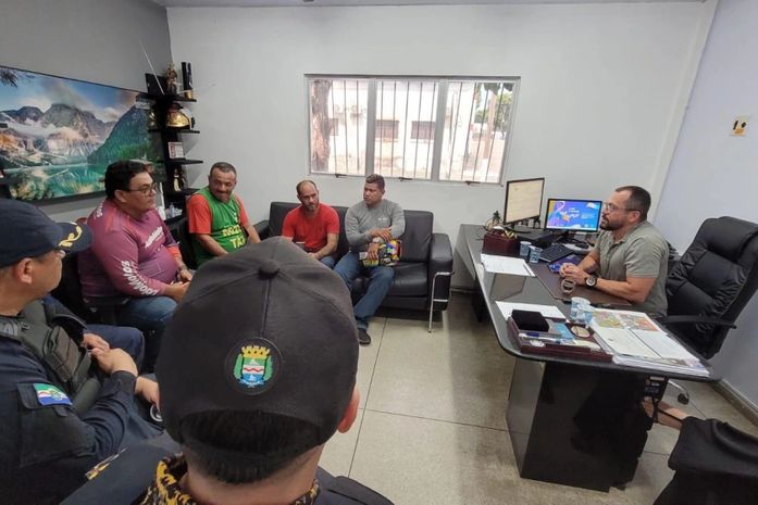 Reunião tratou sobre temas como fiscalização e abordagem durante a reunião com diretor-presidente