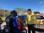 Em parceria com o BPRv, SMTT Arapiraca realiza blitz educativa com motociclistas

