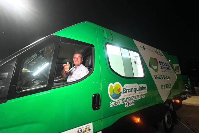 Prefeitura de Branquinha promove encerramento do Novembro Azul e entrega novos veículos