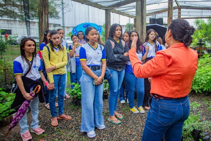 Educação Ambiental: Alunos da Escola Domingos Lopes visitam o Viveiro Municipal de Arapiraca