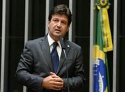 O futuro ministro da Saúde, deputado Luiz Henrique Mandetta, diz que Mais Médicos é programa 'improvisado' e será revisto