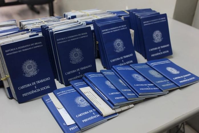 Sine Maceió suspende emissão de Carteira de Trabalho