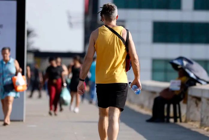 Brasil tem previsão de Natal com ondas de calor e chuvas