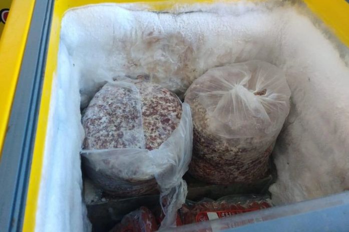 Vigilância sanitária apreende 150kg de carnes impróprias para o consumo em supermercados