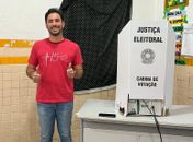 Candidato a prefeito, André Castro (MDB)  vota em Santana do Mundaú