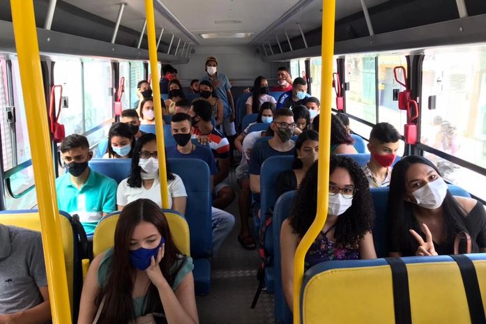 Prefeitura de Santana do Mundaú disponibiliza transporte gratuito para alunos do ENEM