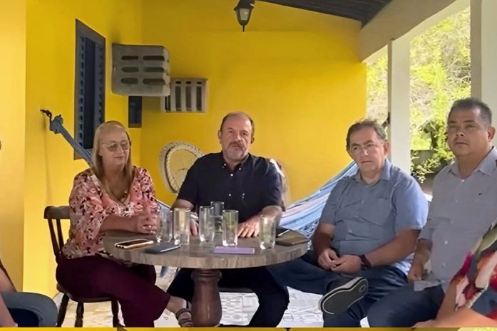 Família Almeida sai da oposição e sela aliança política com o grupo de Leopoldina Amorim em Maribondo 
