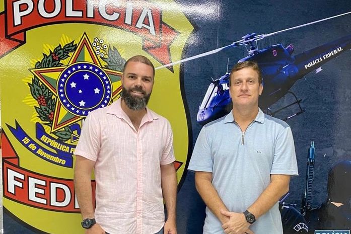 Presidente da ANSEF/AL, Rodrigo Canuto parabeniza Eduardo Tavares, eleito presidente do SINPOFAL
