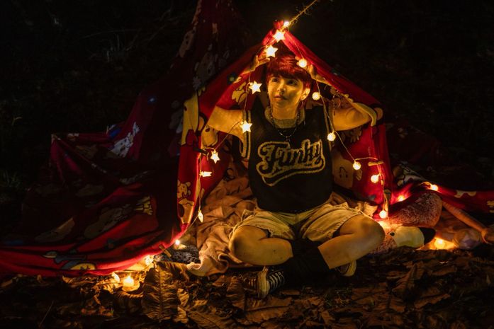 “Cabaninha de Lençóis”: artista de Alagoas celebra refúgios afetivos e memórias da infância em single de estreia, com lançamento em 18 de agosto