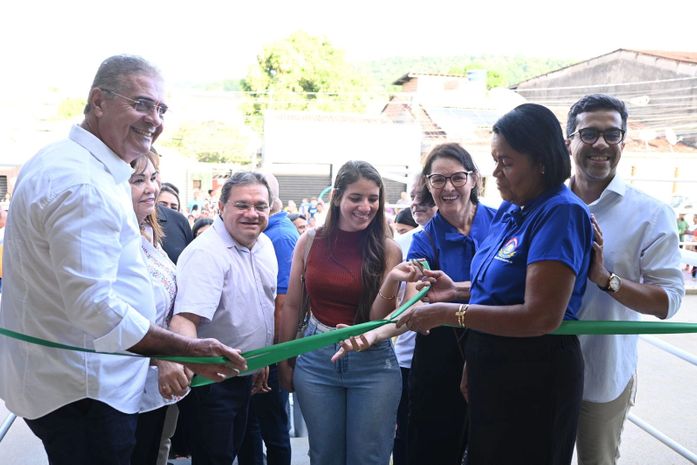 Escola tradicional de São Miguel dos Campos passa por transformação e é reinaugurada