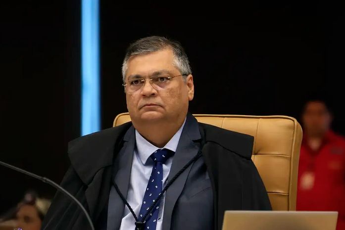 Dino dá 30 dias para governo ter regras para emendas em universidades