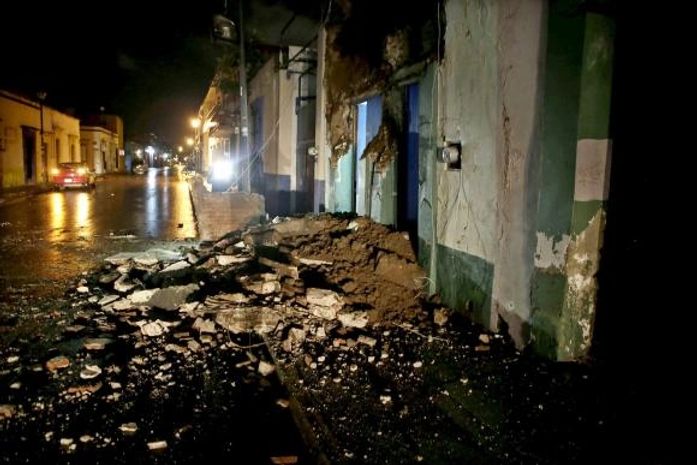Maior terremoto em 32 anos deixa ao menos 61 mortos e 250 feridos no México