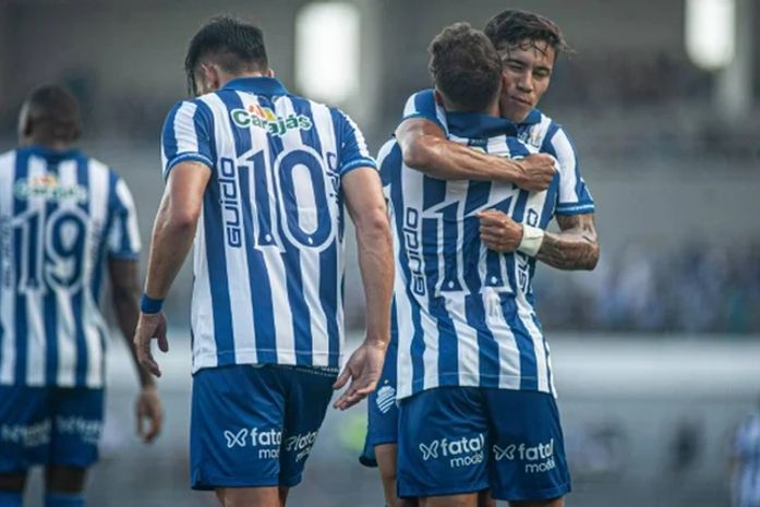 Justiça determina que CSA suspenda divulgação de site de acompanhantes