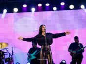 Dia do Evangélico é comemorado em noite de fé e adoração no Louva Palmeira 2025; show da cantora Isadora Pompeo emociona público 
