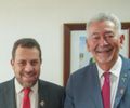 Ao lado de Boulos, Paulão participa de reunião com representantes do NEES