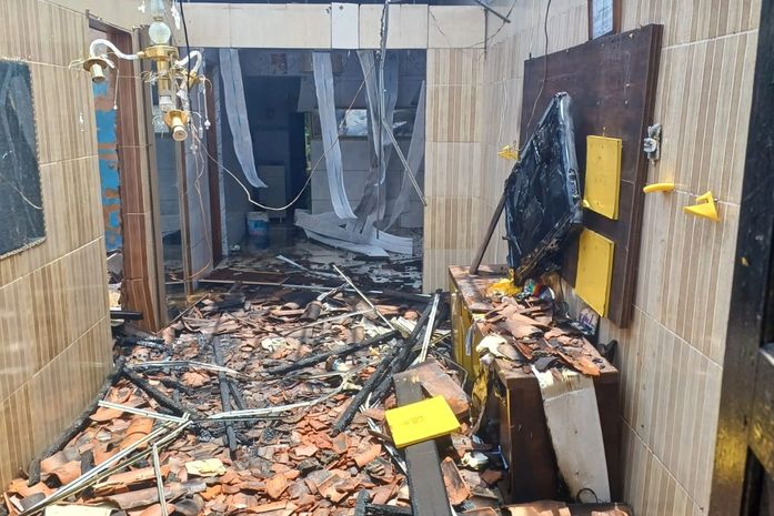 Bombeiros são acionados para incêndio em residências na parte alta de Maceió